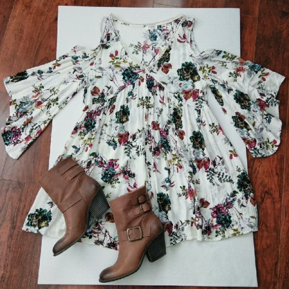 Umgee dress size large
